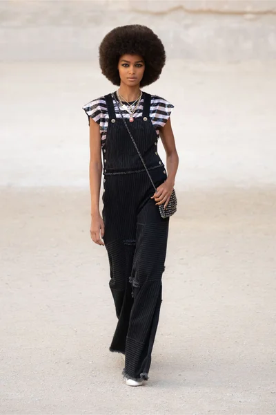 Look 33